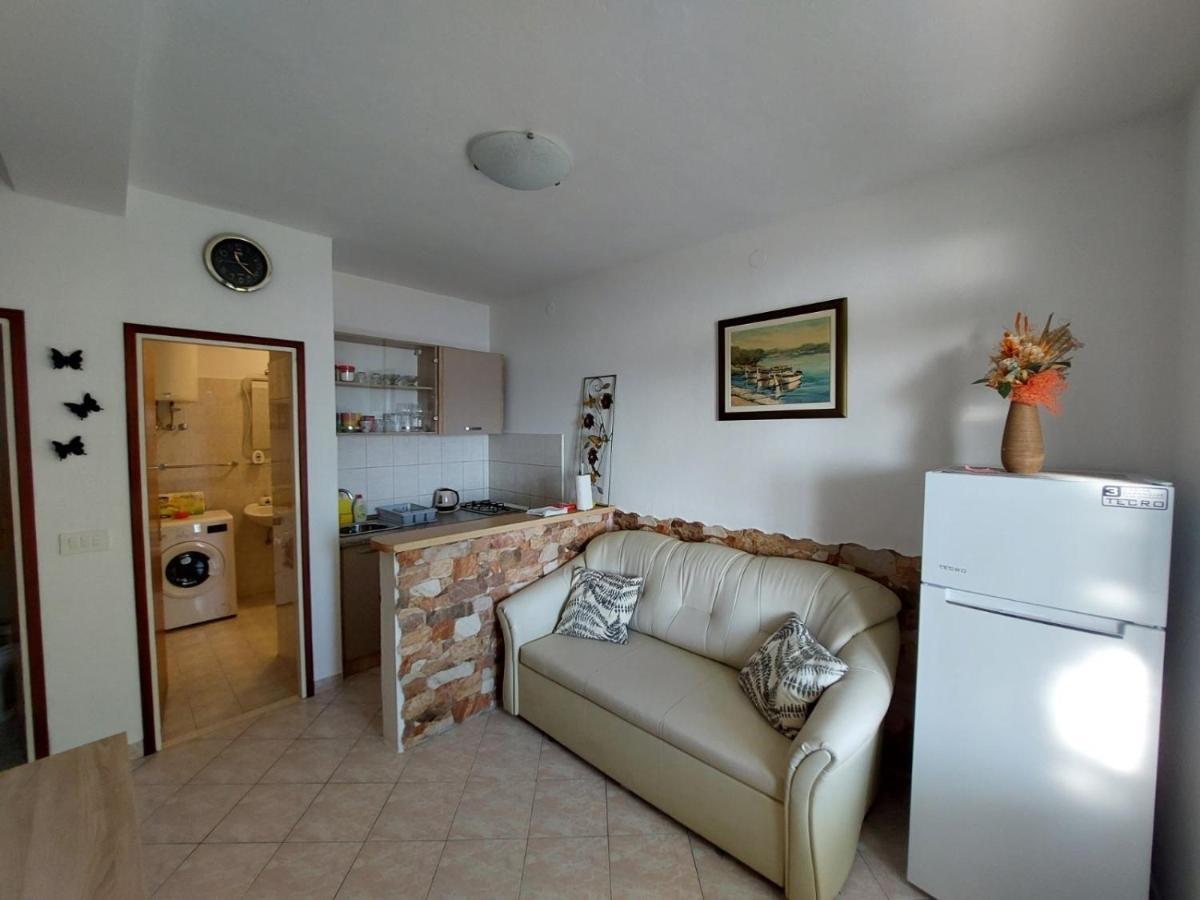 Apartments With A Parking Space Plat, Dubrovnik - 4776 Mlini Eksteriør bilde